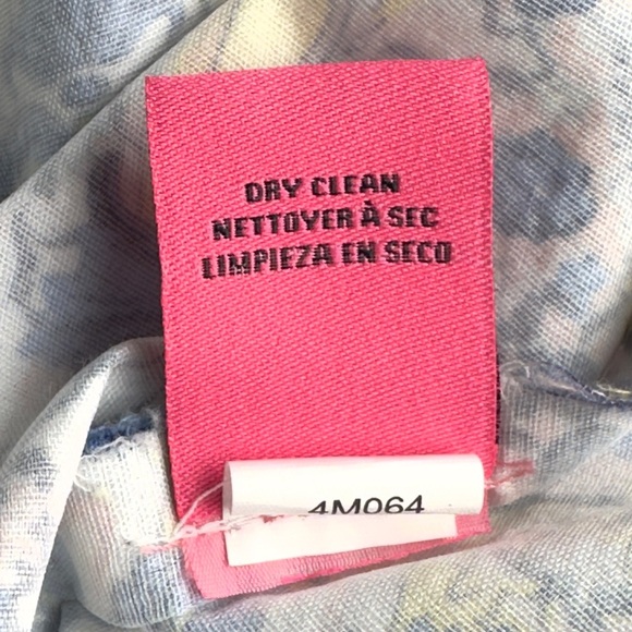 Betsey Johnson Yellow Blue China Plate Pattern Sleeveless Shift Dress Size 2 - Picture 13 of 13